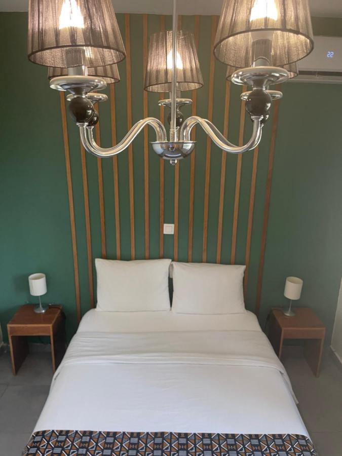 La Villa M Κονακρί Εξωτερικό φωτογραφία
